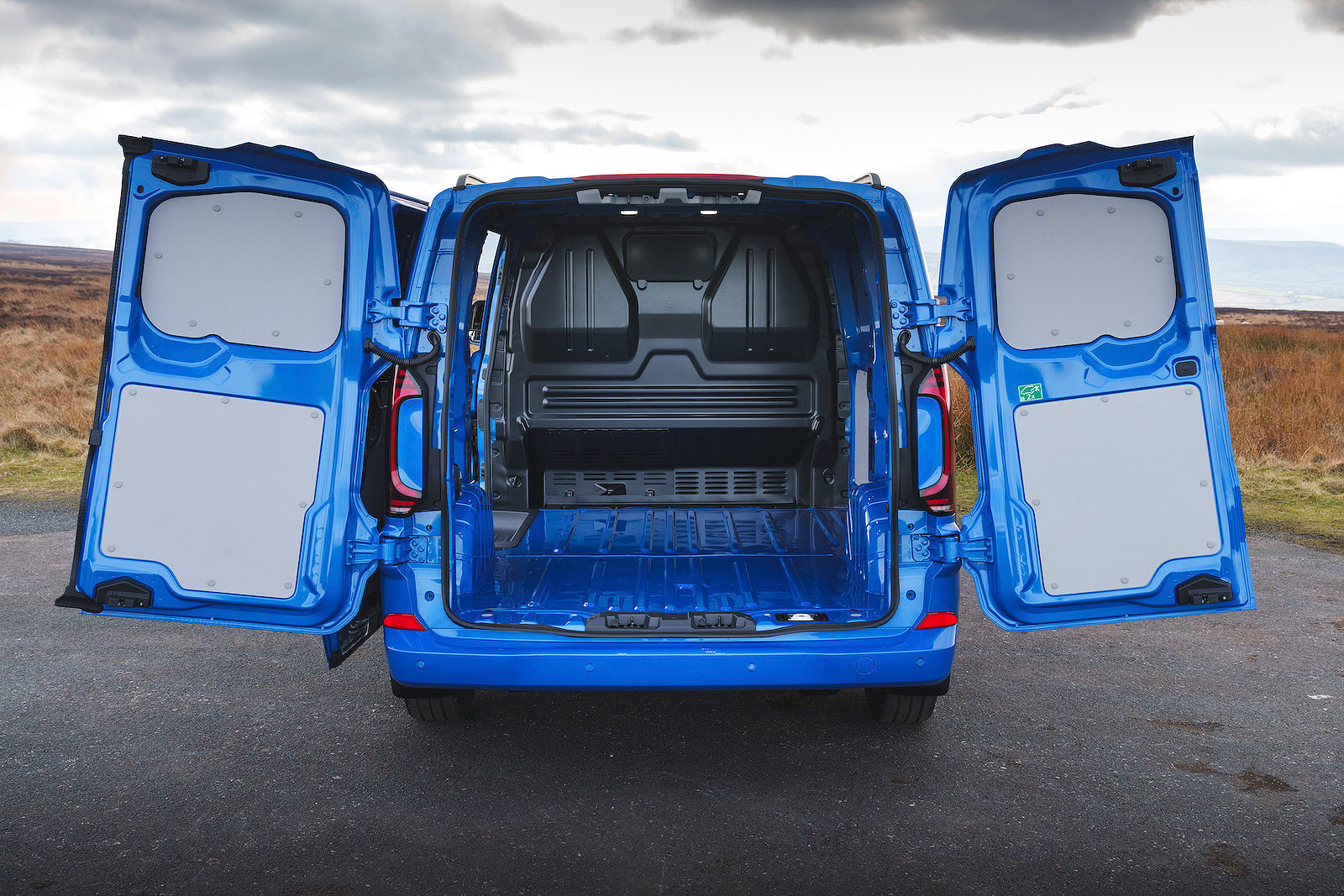 VW Transporter rear static doors open