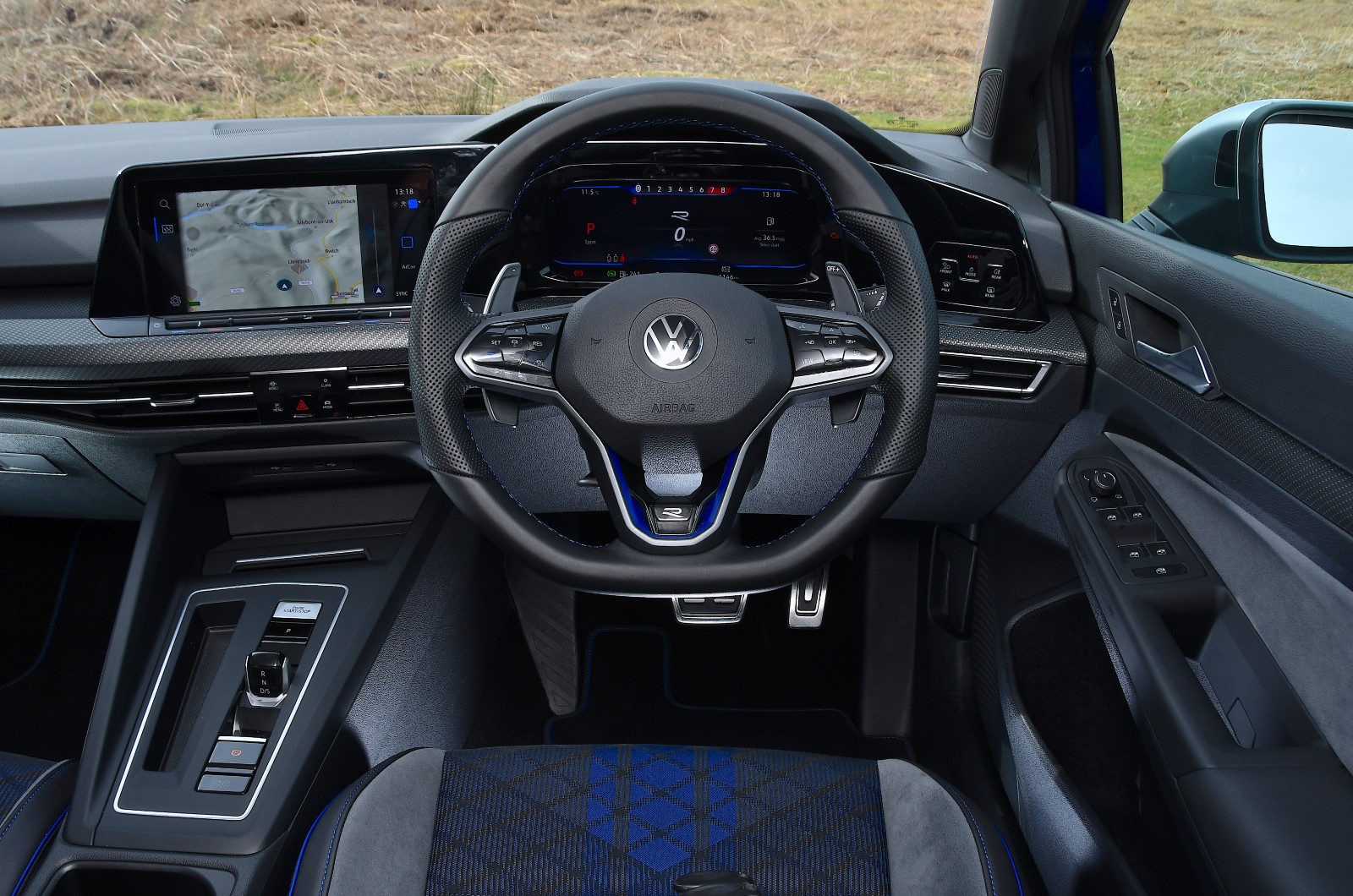 New Volkswagen Golf R Estate dashboard