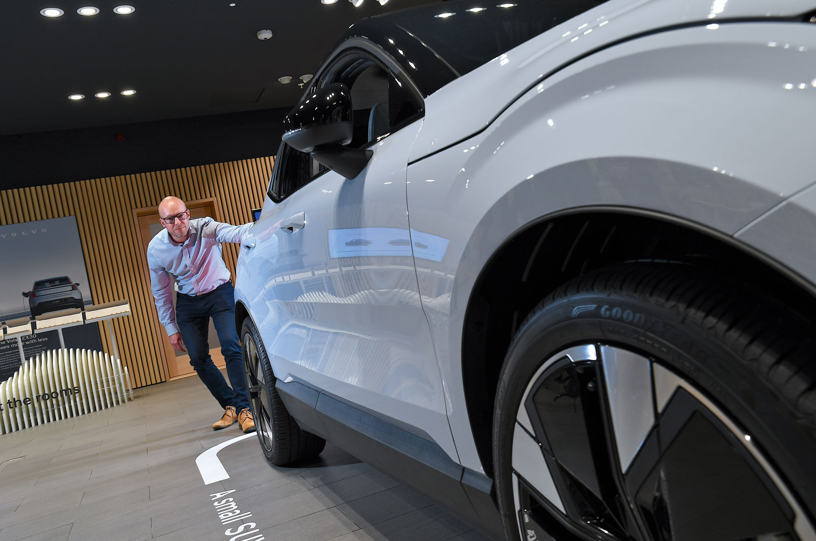 Volvo EX30 reader test team