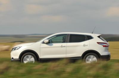 Nissan Qashqai hatchback (14 - present)