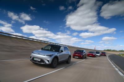 Electric cars driving on Millbrook Bowl