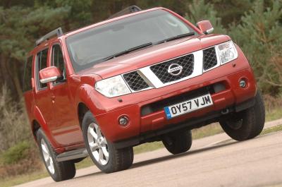 Nissan Pathfinder 4x4 (05 - 10)