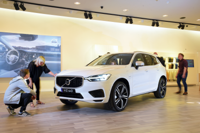 2017 Volvo XC60 reader test team review