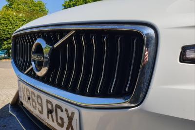 Volvo S60 2020 Grille detail