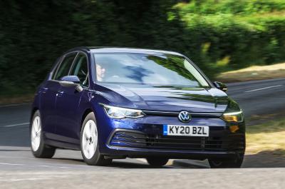 2020 Volkswagen Golf front action