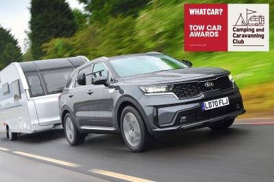 2021 Kia Sorento pulling a caravan