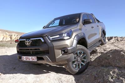 Toyota Hilux Hybrid off-road