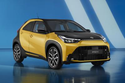 2025 Toyota Aygo X Hybrid front