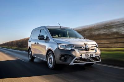 Renault Kangoo E-Tech front three quarters