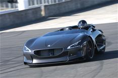 Record-breaking Peugeot EX1 electric car