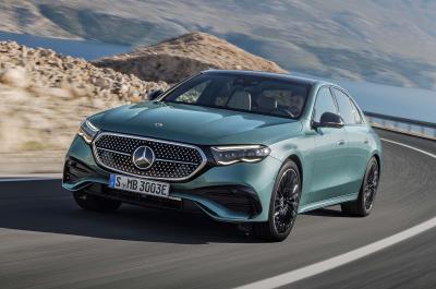 2023 Mercedes E-Class front cornering