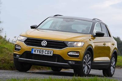 Volkswagen T-Roc front three quarters