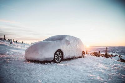 What to keep in your car during winter