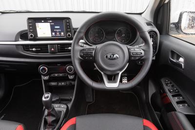 Kia Picanto - interior
