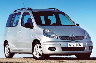 Toyota Yaris Verso (03 - 05)