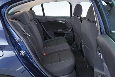 Fiat Tipo vs Vauxhall Astra