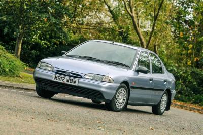 Ford Mondeo 1.8 GLX – Rewind Wednesday