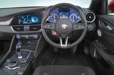 New Alfa Romeo Giulia Quadrifoglio vs BMW M3