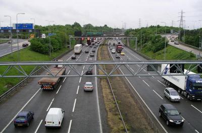 Motorways to get traffic lights to beat congestion
