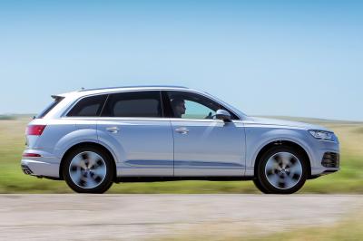 Audi Q7 vs Volvo XC90