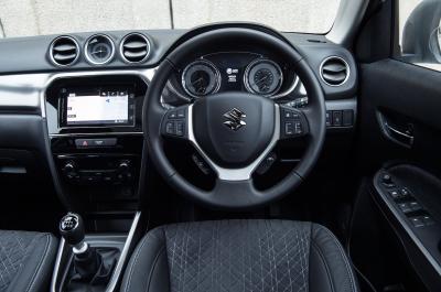 Suzuki Vitara - interior