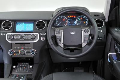 Volvo XC90 vs BMW X5 vs Land Rover Discovery