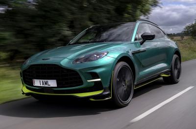 Aston Martin DBX707 UK, front driving 2022