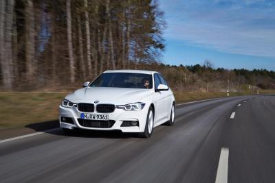 2016 BMW 3 Series 330e review
