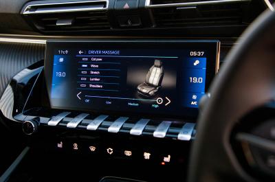Peugeot 508 SW long-term review massage