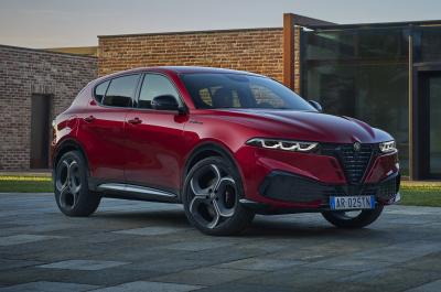 Alfa Romeo Tonale front static