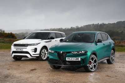 Alfa Romeo Tonale and Range Rover Evoque fronts