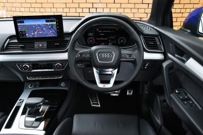 Audi Q5 2021 dashboard