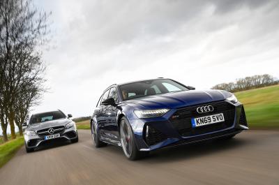 Audi RS6 Avant vs Mercedes-AMG E63 S Estate closer