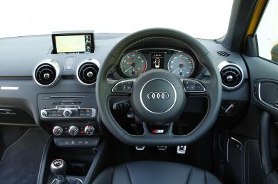 Audi S1 dashboard