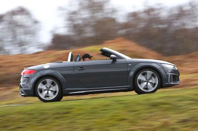 Audi TT Roadster side
