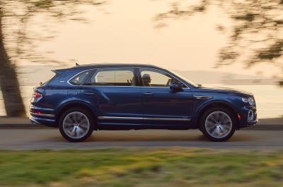 Bentley Bentayga EWB driving side, Marlin, 2022 Canada