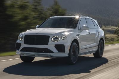 Bentley Bentayga Speed front driving