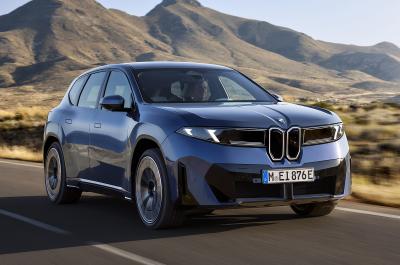 BMW iX3 40 front driving