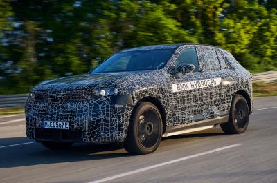 BMW iX5 Hydrogen camouflaged front driving
