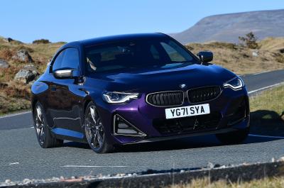 BMW M240i 2022 front cornering