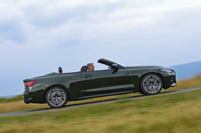 BMW 4 Series Convertible 2022 side