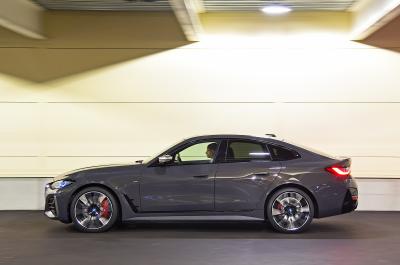 BMW i4 2022 pan
