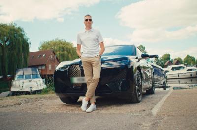 BMW Life In Charge Simon portrait 1