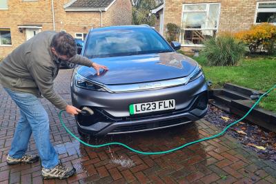 BYD Atto 3 2023 long-term test washing