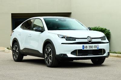 Citroen C4 X front right static