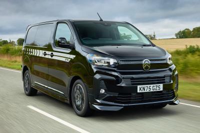 Citroën Dispatch VTR front driving