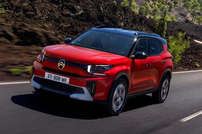 2024 Citroën C3 Aircross front driving