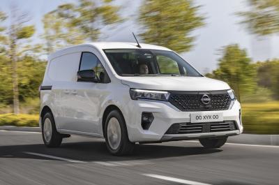 Nissan Townstar 2022 front tracking