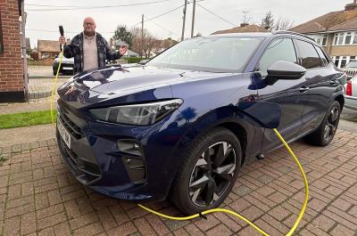 Cupra Terramar charging
