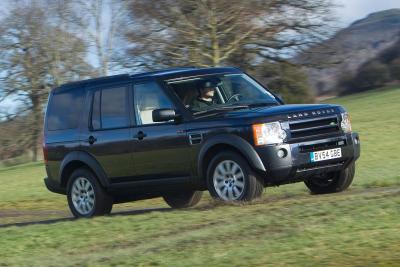Land Rover Discovery 3 – Rewind Wednesday